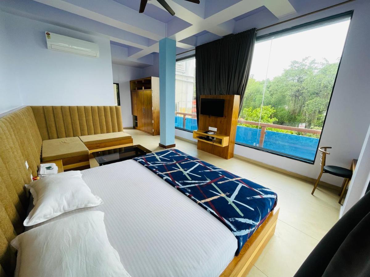 Natural Resort Panhāla 外观 照片