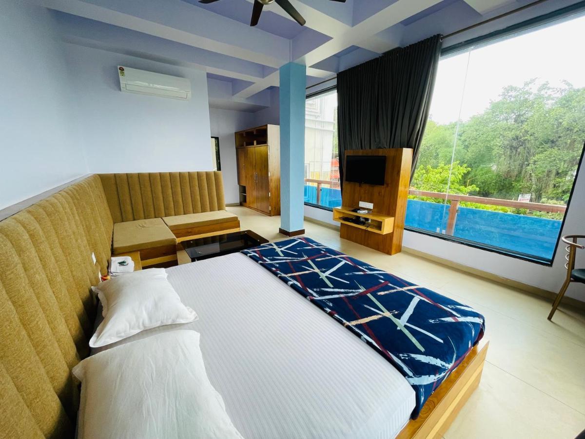 Natural Resort Panhāla 外观 照片