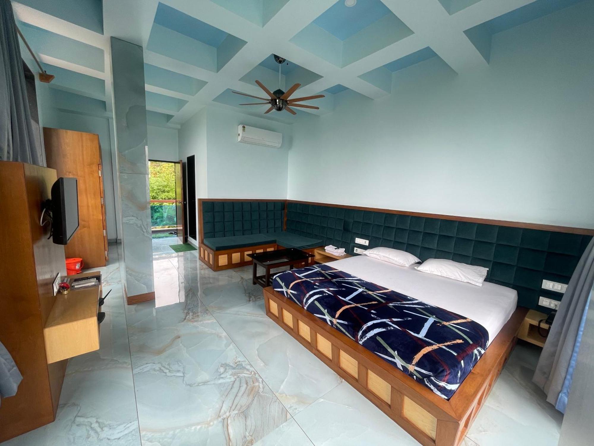 Natural Resort Panhāla 外观 照片
