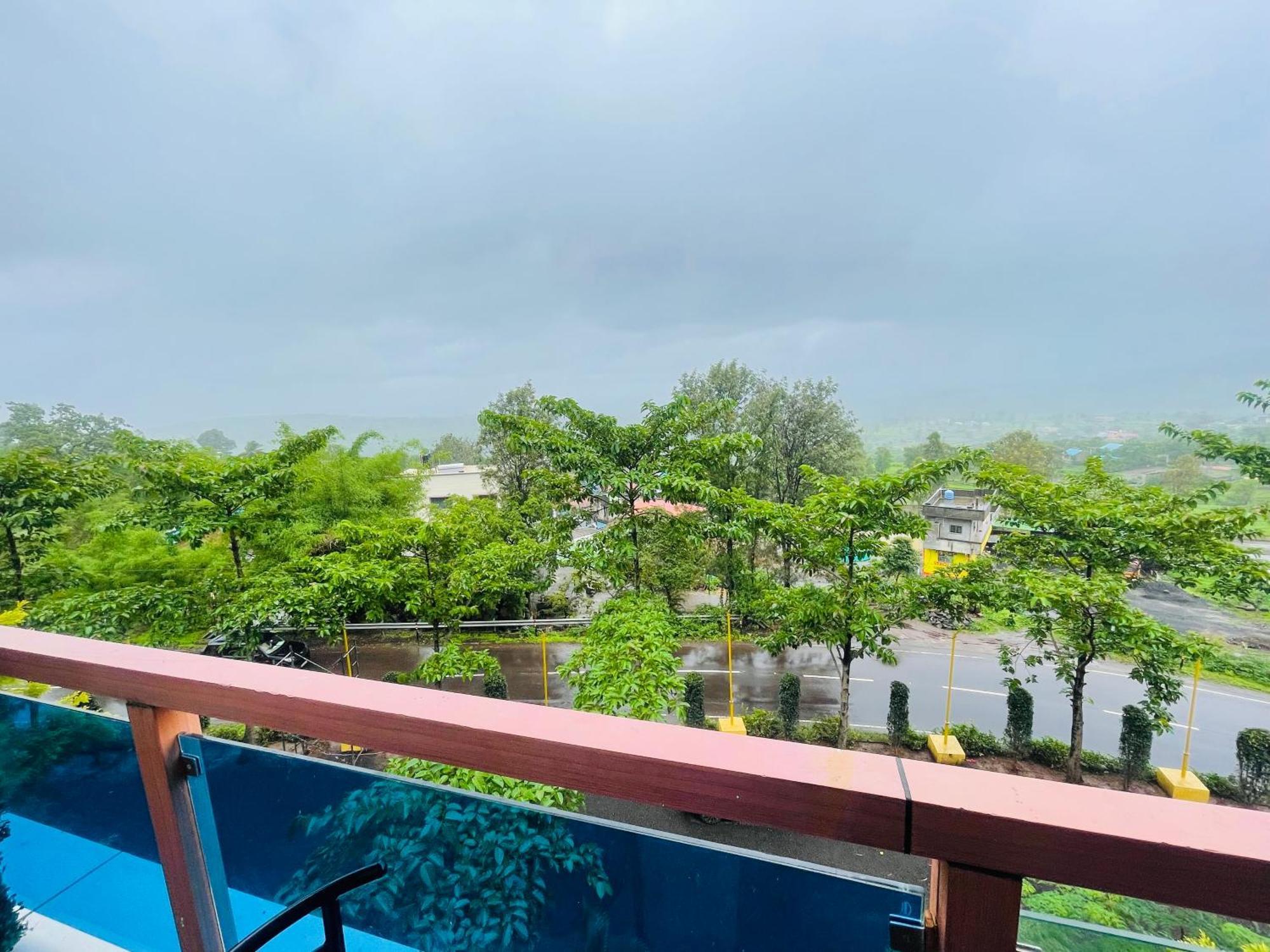 Natural Resort Panhāla 外观 照片