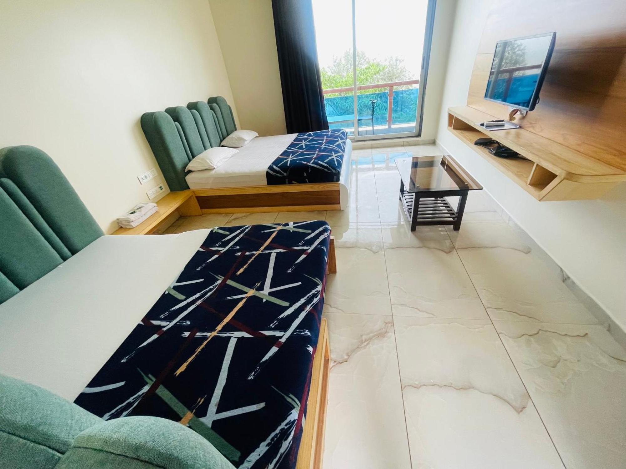 Natural Resort Panhāla 外观 照片