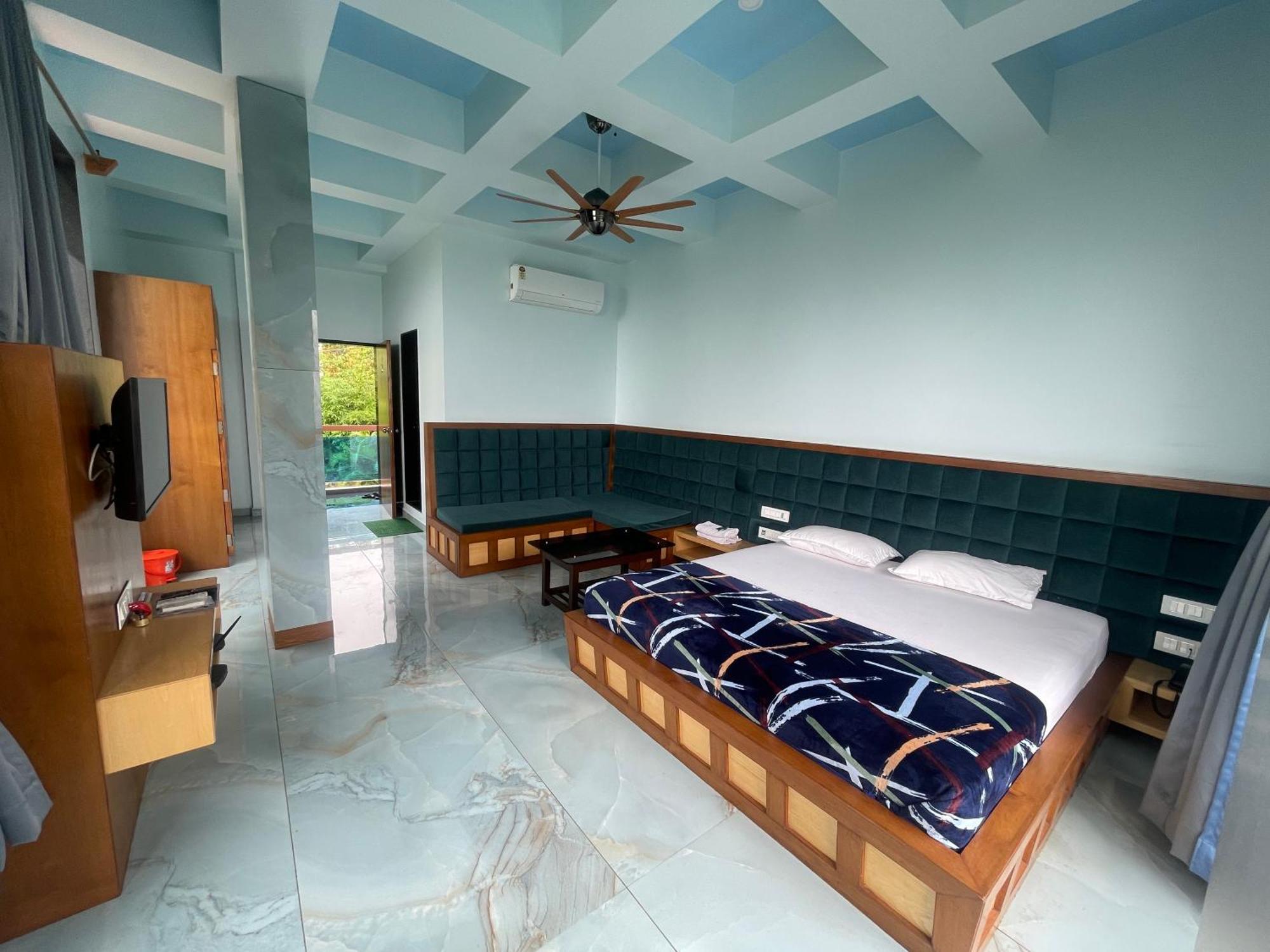 Natural Resort Panhāla 外观 照片
