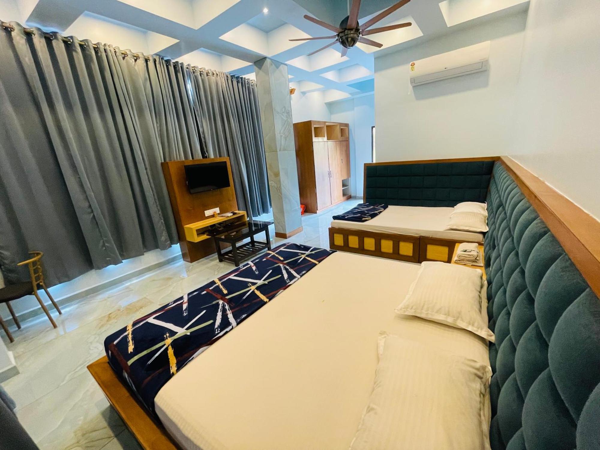 Natural Resort Panhāla 外观 照片