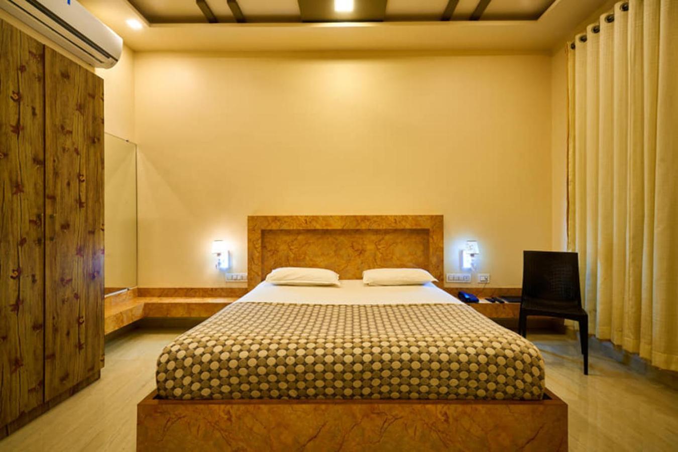 Natural Resort Panhāla 外观 照片