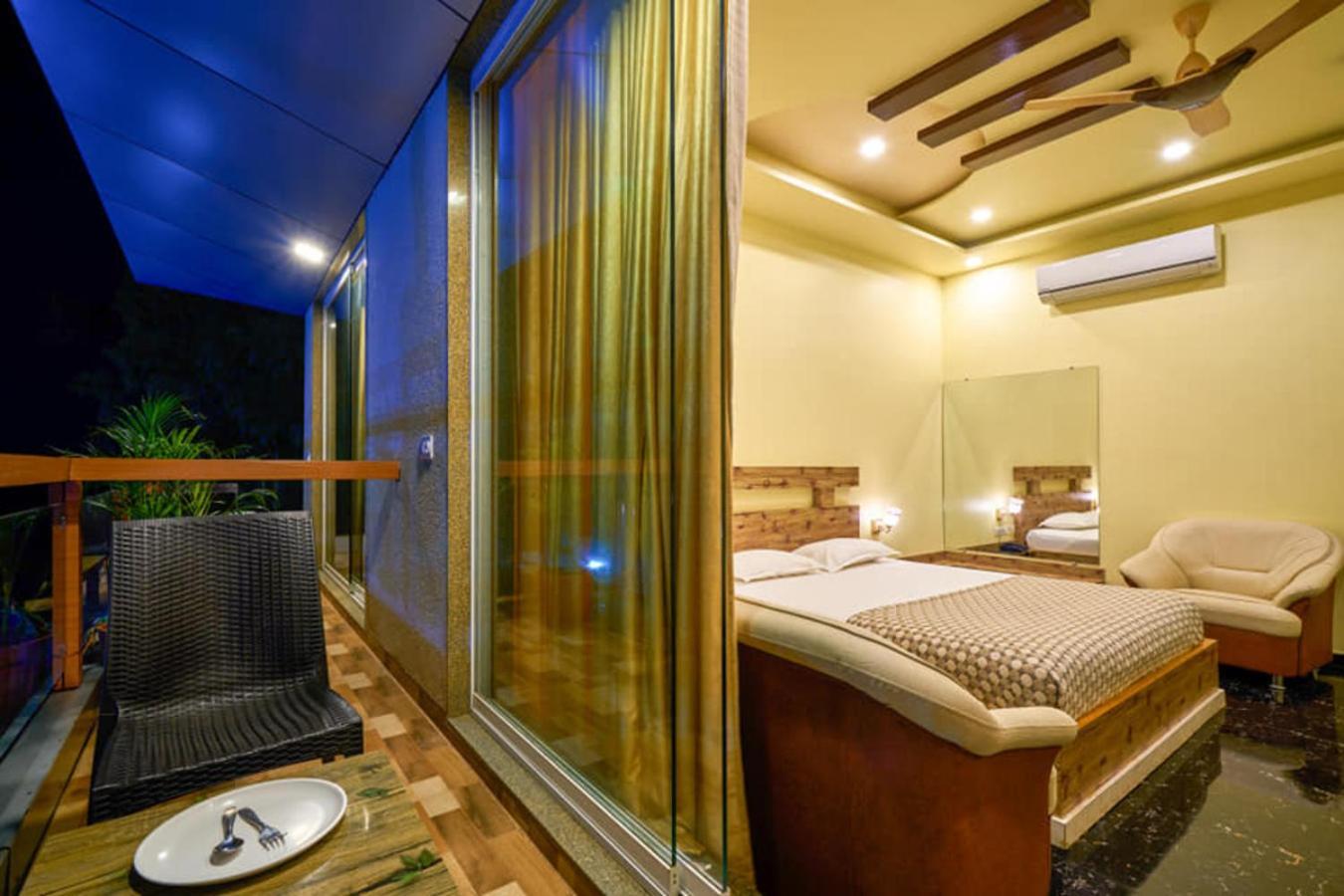 Natural Resort Panhāla 外观 照片
